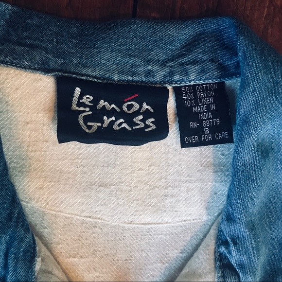 𝐕𝐈𝐍𝐓𝐀𝐆𝐄 Linen & Denim Jacket - Picture 5 of 9